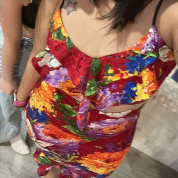 M Fashion Nova Floral Mindset Skirt Set Red/Combo - Picture 2 of 2